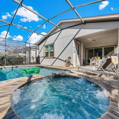 5Bd Villa Private Pool & Spa at Solara Resort 1820
