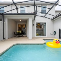 Family Friendly 4Bd w Pool Storey Lake Resort 5035