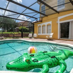 Modern Townhouse Near Disney w/ Private Pool 8523