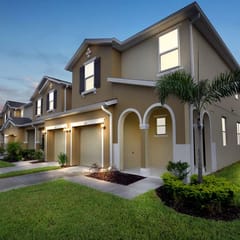 Modern Villa, Prime Location! 4Bds Townhouse 5126
