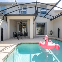 Stunning 4Bd w/ Pool @ Storey Lake 5019