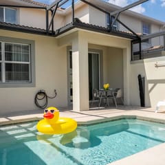 Stunning 5 Bd Home w Pool Close to Disney 4822
