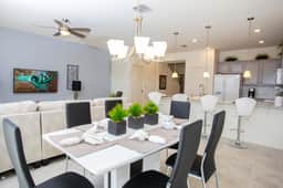 Family Friendly 4Bd Townhome GameRoom near Disney 5149 - Image 3