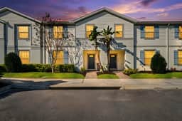 Modern 5BR Downstairs Room, Pool & Lazy River 2402