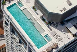 NEW | High-Rise 1BR + Den, Rooftop Pool & Gym 402 - Image 2