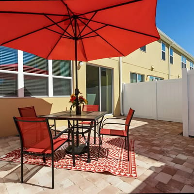 Resort Style w Pool 4Bd TownHouse Near Disney