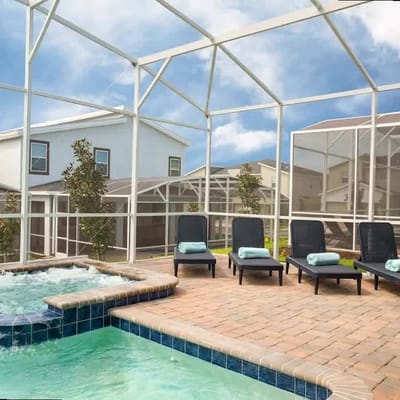 Spacious 7Bd w Pool Spa and Game Room Near Disney