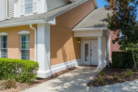 Gorgeous 3Bd Close to Disney Reunion Resort 1596 - Image 1