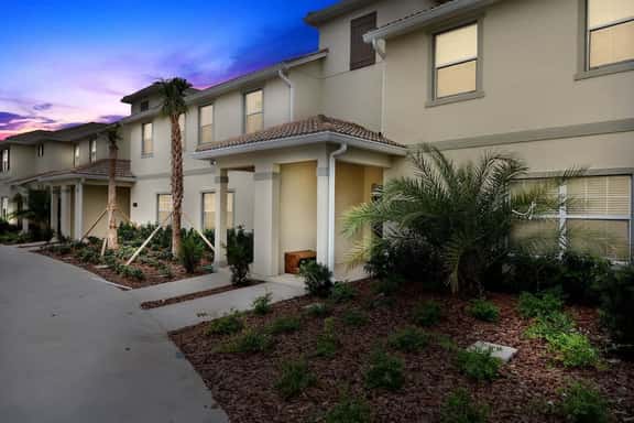 Resort Townhome 4Bd Pool and Water Park 4841 - Image 1