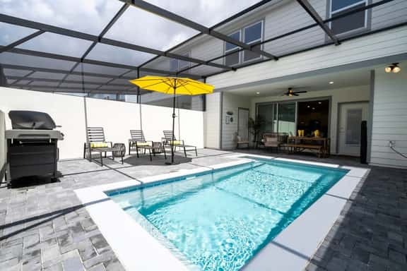 Stunning 5Bd w/ Pool @ Windsor Island Resort 3814 - Image 1