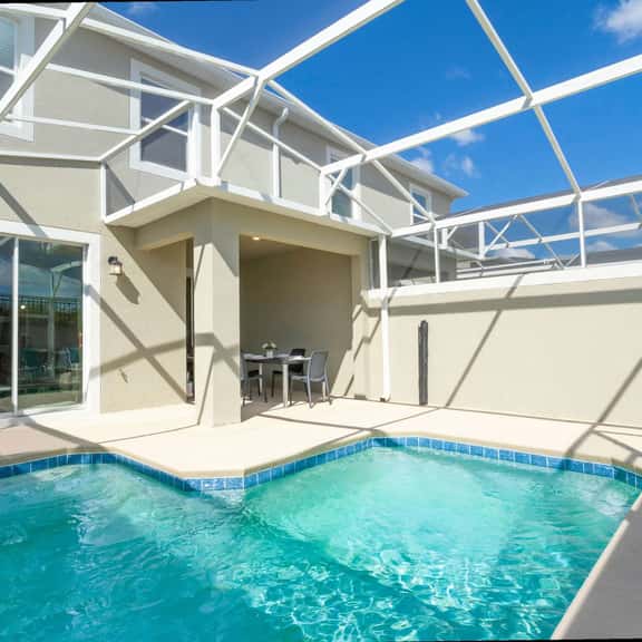 Stylish 4Bd w Lake View Pool and Kids Themed Room 1020 - Image 1