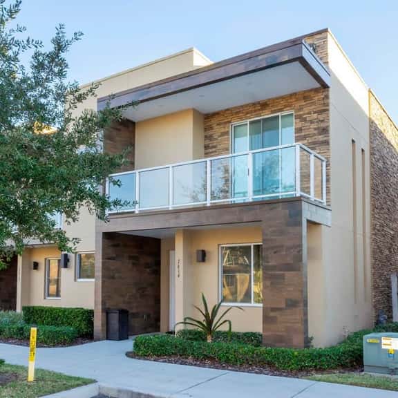 Stunning 4Bd Close to Disney Magic Village 7614 - Image 1