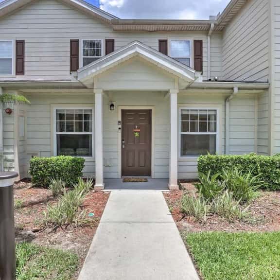 Disney Getaway 3BR Lucaya Gated Resort Pool Gym - Image 1