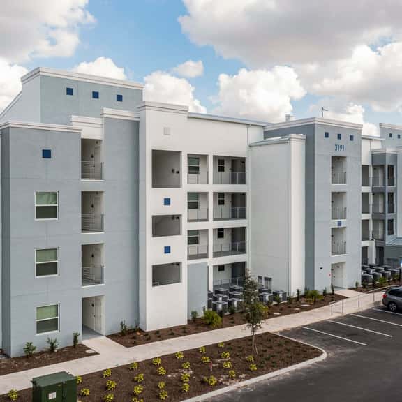 Stunning 2Bd Apt Near Disney @Storey Lake 304 3191 - Image 1