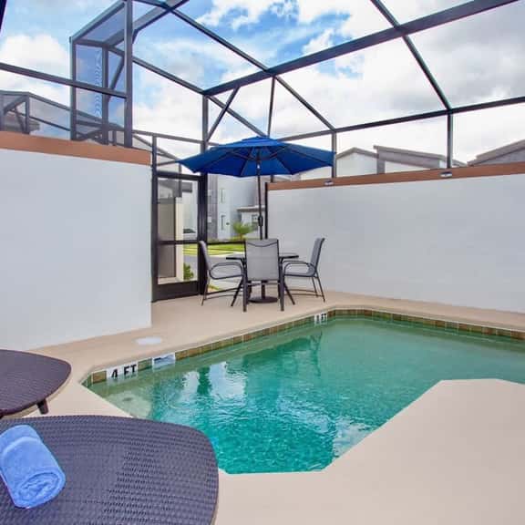 Wonderful 5 Bedroom w Pool Close to Disney 4801 - Image 1