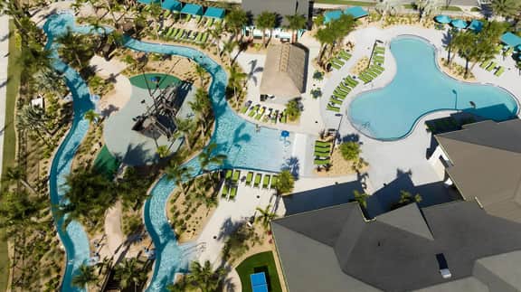 Enchanting 4Bd Retreat w Pool Mins to Disney 4369