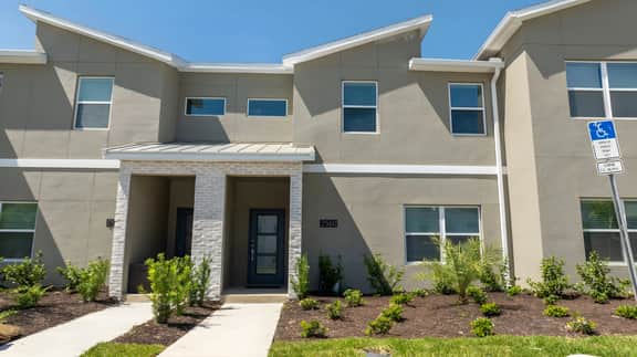 Beautiful 4BR Pool & Waterpark Near Disney 2560