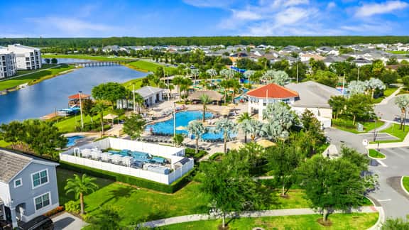Gorgeous 5Bd w Pool & Lazy River @Storey Lake 4989