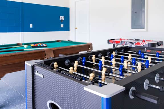 5Bd Villa Pool Spa, GameRoom & Lazy River Solterra