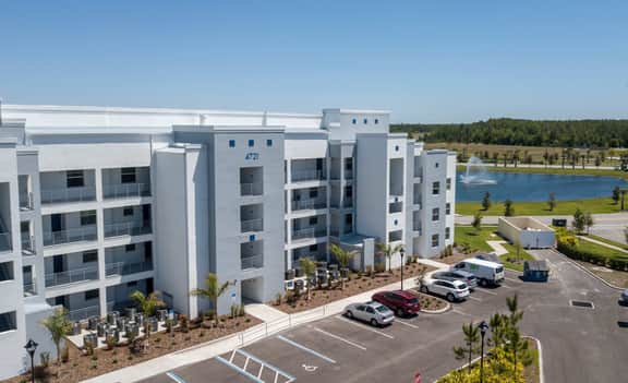 Relaxing Resort Near Disney w/ Lazy River 306 4721