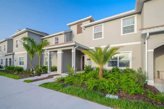 Vibrant 5BR w Pool & WaterPark @ Storey Lake 4811M