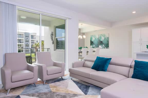 Stunning 2 Bd Close to Disney @ Storey Lake 203 3180 - Image 2