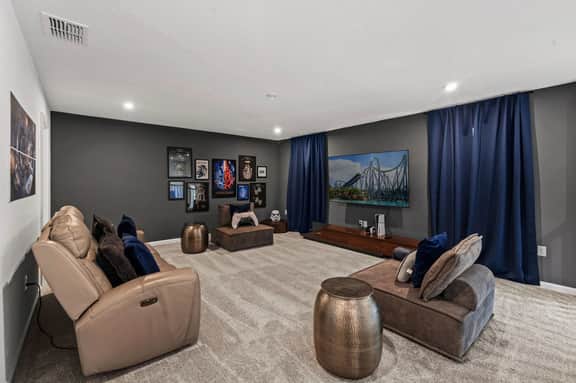 Brand New | 6BR Villa Pool & Spa,Loft near Disney 2380 - Imagen 4