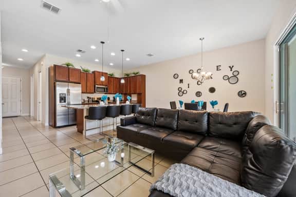 NEW | 3BR Private Pool, Mickey Room & Air Hockey - Imagen 5