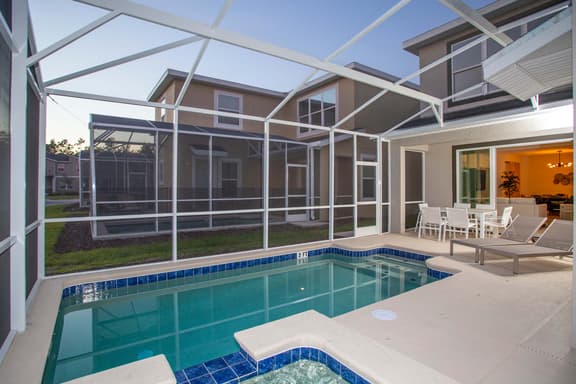 Cozy 5Bd Private Pool Spa in Champions Gate Resort