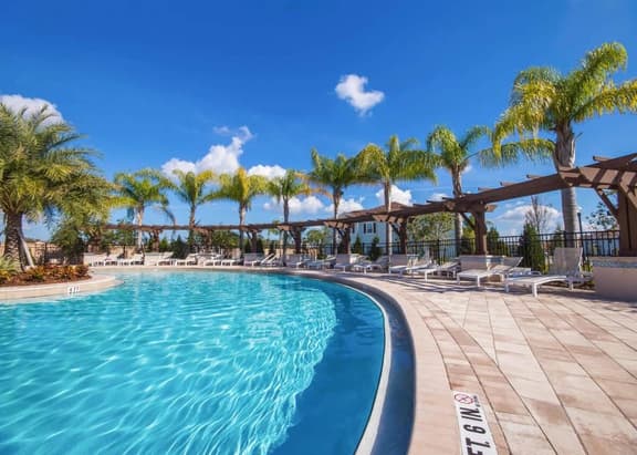 Family-Friendly Townhome w/ Pool & Close to Disney 8959 - Image 1