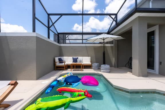 Spacious 5Bd w/ Pool at Storey Lake Resort 2905