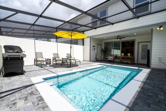 Stunning 5Bd w/ Pool @ Windsor Island Resort 3814