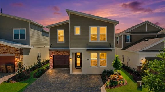 6BR Reunion Villa w Pool, Spa w Modern Decor 7894