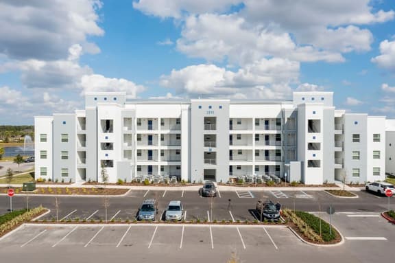 Gorgeous 2 Bd Apartment Close to Disney 305 3191 - Image 1